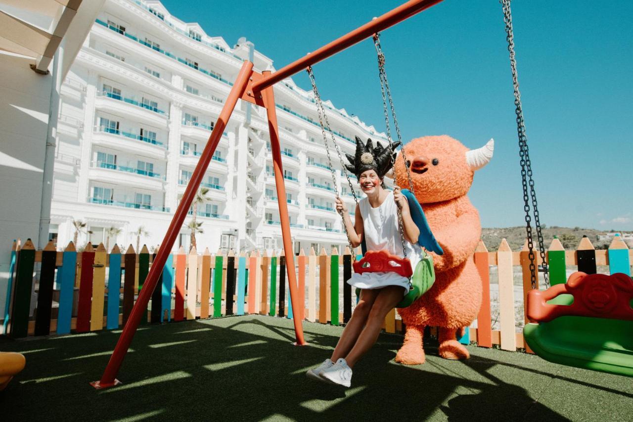 Grand Blue Fafa Resort & Spa Durrës 외부 사진